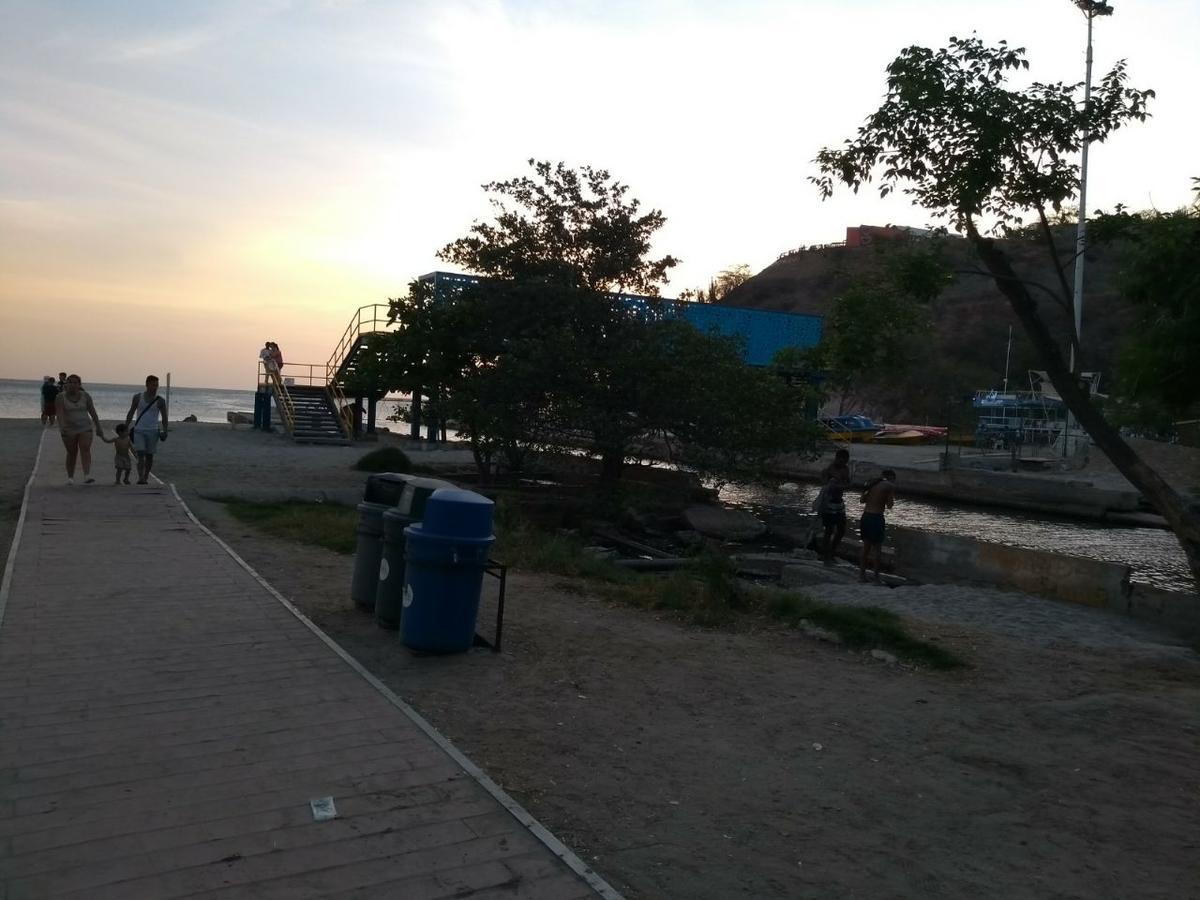 Apartamento Edificio Los Laureles Santa Marta  Eksteriør billede